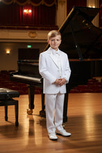 Load image into Gallery viewer, Little Tuxedos "Princeton" Kids White Tuxedo (5-Piece Set)