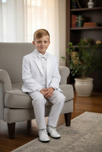 Load image into Gallery viewer, Little Tuxedos "Princeton" Kids White Tuxedo (5-Piece Set)